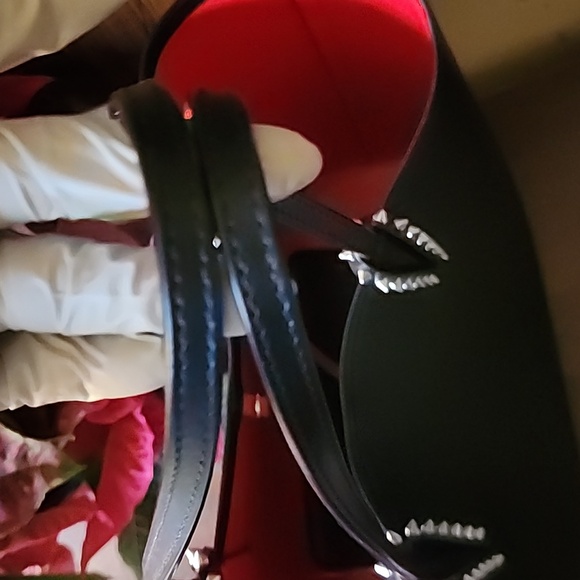 New Christian Louboutin Cabata Love Tote with Pouch and Dust Bag  11.5x19x5.5 - Picture 7 of 7